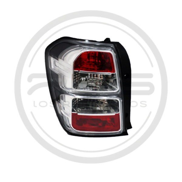 LAMPARA STOP IZQUIERDO GRIS CHEVROLET COBALT MODELO 2013
