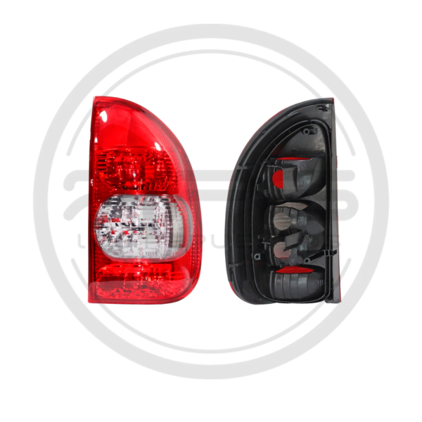 LAMPARA STOP DERECHO 5 PUERTAS CHEVROLET CORSA MODELO 2000