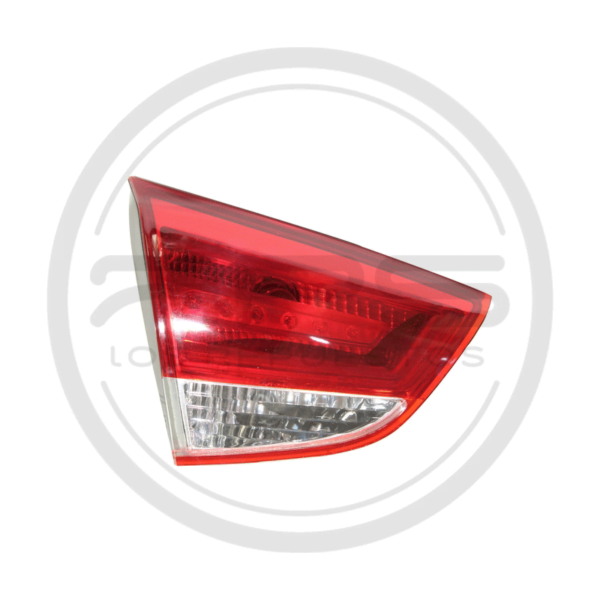 LÁMPARA STOP DERECHA INTERNA HYUNDAI TUCSON IX35 MODELO 2013 AL 2015