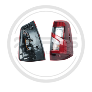 LÁMPARA STOP IZQUIERDA NISSAN FRONTIER NP300 MODELO 2020