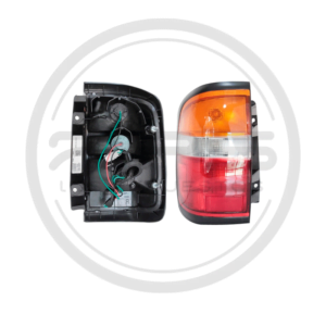 LÁMPARA STOP IZQUIERDO NISSAN PATHFINDER MODELO 1998