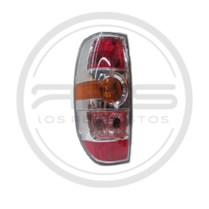 LAMPARA STOP IZQUIERDO OEM NISSAN BT-50 MODELO 2010 AL 2014