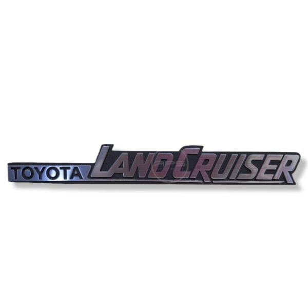 EMBLEMA TOYOTA LAND CRUISER "Largo Lateral Estampado"