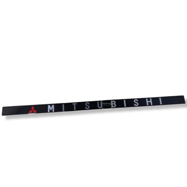 EMBLEMA MITSUBISHI RESINA PERSIANA 78cm