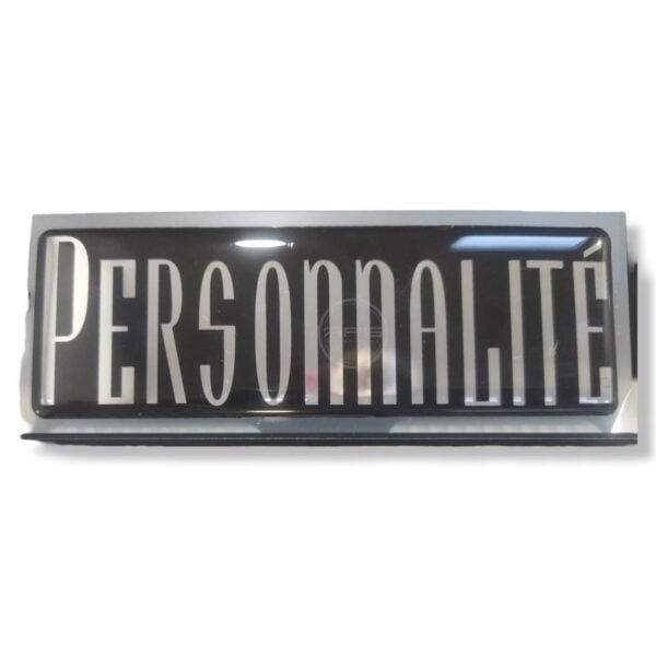 EMBLEMA PERSONALITE "Resina" (RENAULT 9)